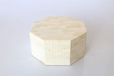 HEXAGONAL BONE BOX RIDGED 20X10X30.5CM