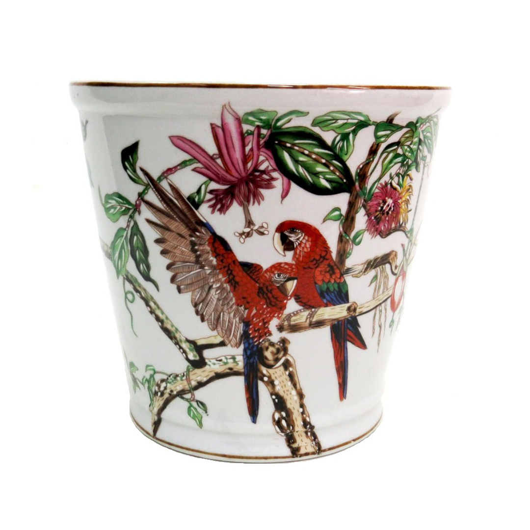 Bahama Planter - Tropical Oasis
Escape to the tropics with our vibrant Bahama Planter, expertly handcrafted by skilled artisans. This stunning 23cm x 22cm planter combines colorful flowers, lush greenery, and charming parrots, perfect for adding a pop of tropical flair to your home