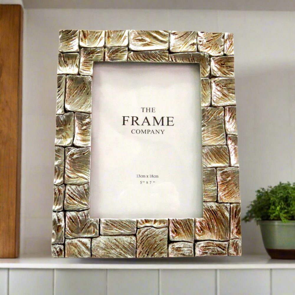 Barkhuizen Frame
Elevate your home decor with the sophisticated Barkhuizen Frame, expertly crafted to showcase your treasured memories.
Key Features:
Sleek and modern design to complement any room's aesthetic
5" x 7" (13cm x 18cm) frame size, perfect for favorite photos or art prints
High-quality materials ensure durability and longevity
Elegant finish adds a touch of sophistication to your walls