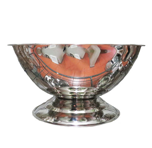 Juno Footed Champagne Bowl - Elegant Entertaining
Elevate your events and gatherings with the stunning Juno Footed Champagne Bowl. This exquisite piece boasts a generous 40cm diameter and 20cm height, making it perfect for serving drinks, displaying stunning centerpieces, or adding a touch of elegance to your table setting.