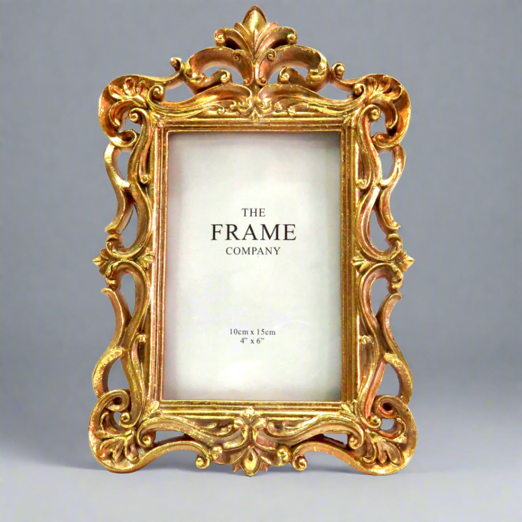 Elevate Your Photos with the Sleek Differentia Frame
Add a touch of modern elegance to your home or office with the Differentia Frame, perfectly designed to showcase your 4" x 6" photos.
Sleek and Modern Design
Crafted with high-quality materials, this frame boasts a sleek and modern design that adds a touch of sophistication to any space. Its perfect size (10cm x 15cm) ensures that your photos are beautifully displayed and enhanced.