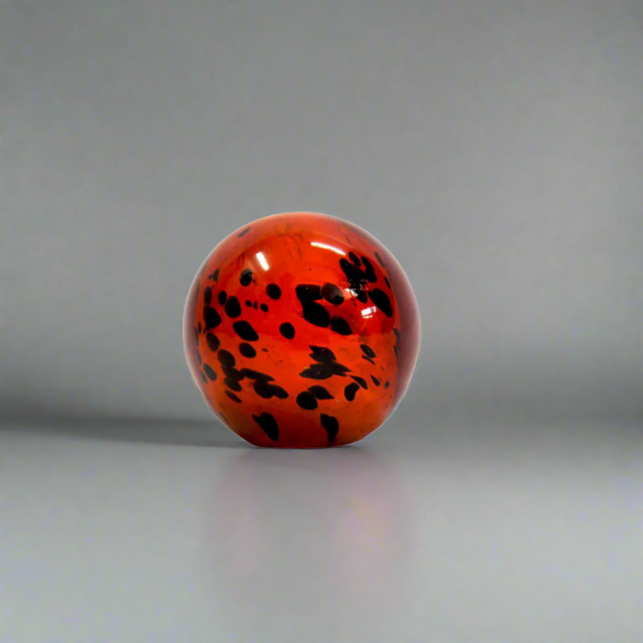 Pardosia 9cm
Unlock the mystery of the enchanting Pardosia 9cm glass ball!
Key Features:
Deep Amber Color: Rich, warm hue adds depth and character
Dark Animal-Like Markings: Unique, intriguing patterns make each ball distinct
Perfect Size: 9cm diameter and 28cm circumference make it ideal for display