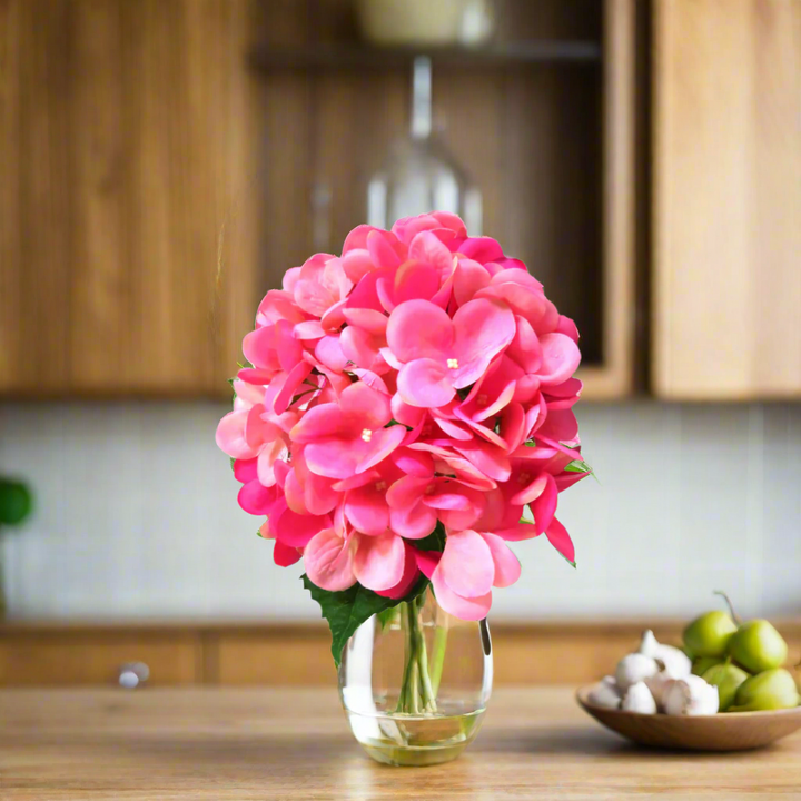 Hydrangea Pink Lightning by Unique Boys
Brighten up your space with our stunning Hydrangea Pink Lightning artificial flowers, expertly crafted to capture the beauty of real blooms.
Breathtaking Details