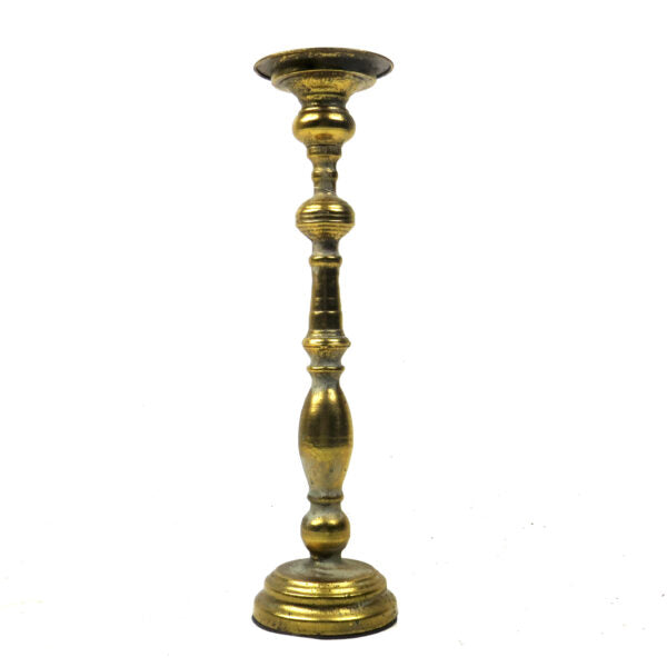 Identity Candleholder - Elegant Ambiance
Elevate your decor with the stunning Identity Candleholder, featuring a sleek 12cm diameter top and standing tall at 44.5cm. This exquisite candleholder boasts a well-weighted base for stability and an elegant antique gold finish that adds a touch of sophistication to any room.