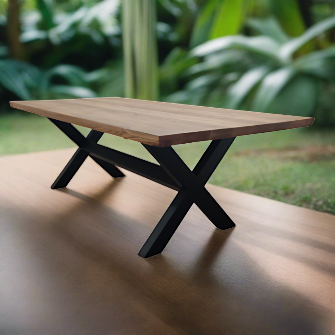 Solo Block Florida Oak table with black wooden leg