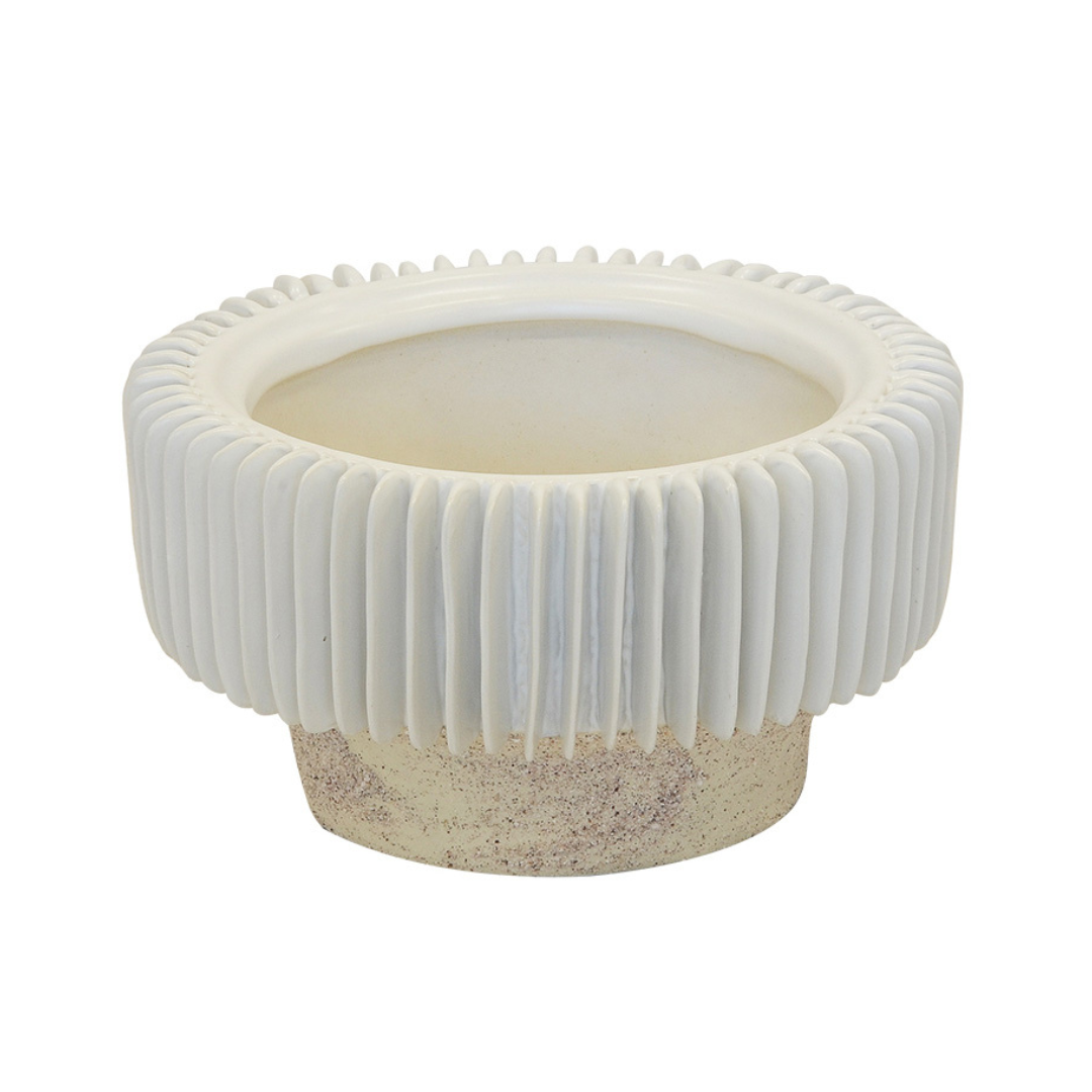 CERAMIC PORTOBELLO POT SMALL Expertly crafted with high-quality materials, the Ceramic Portobello Pot provides a stylish and durable solution for your planting needs. With dimensions of 14cm (H) x 24cm (D), this pot is perfect for small plants, adding a touch of sophistication to any space.  Delivery 5 to 7 working days