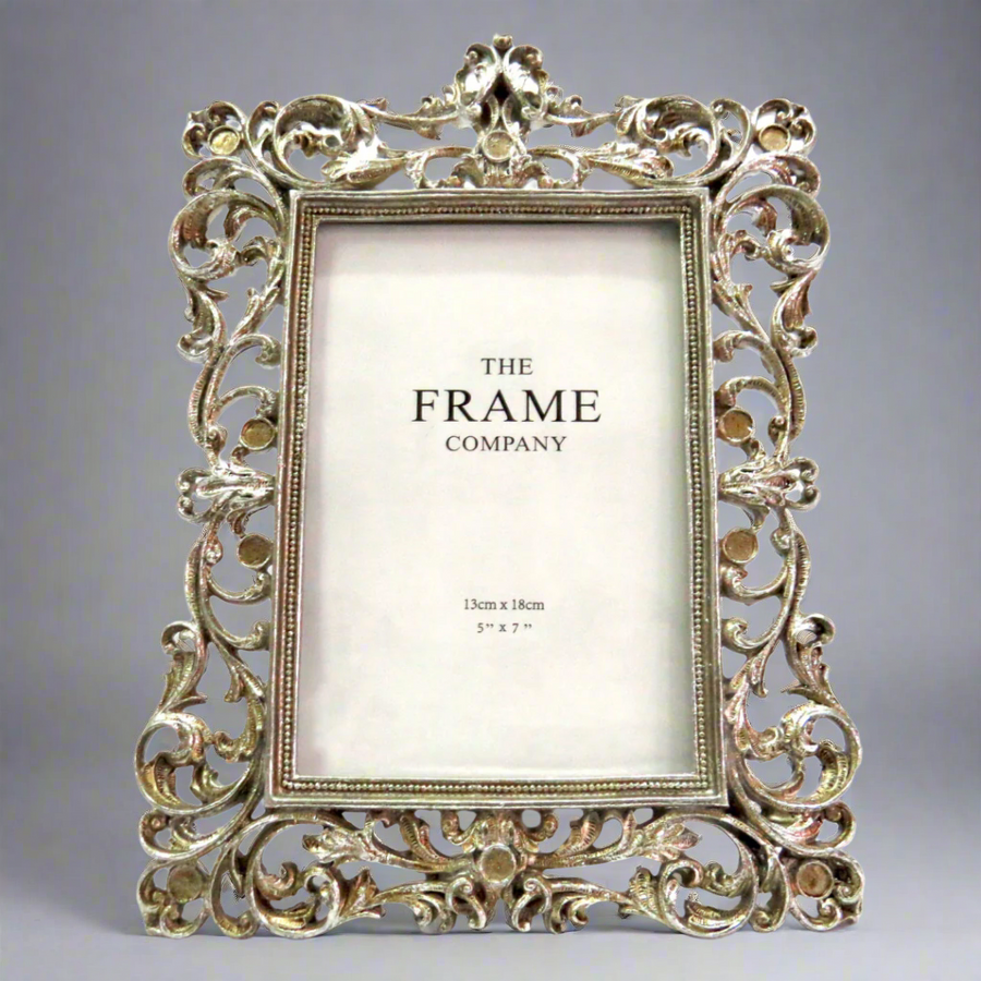 Introducing the Napoli Frame: Elevate Your Home Decor with Style
Are you looking for a beautiful way to showcase your cherished memories? Look no further than Unique Boys! Our stunning Napoli Frame is expertly designed to highlight your favorite 4" x 6" photos, adding a touch of elegance and sophistication to any room.