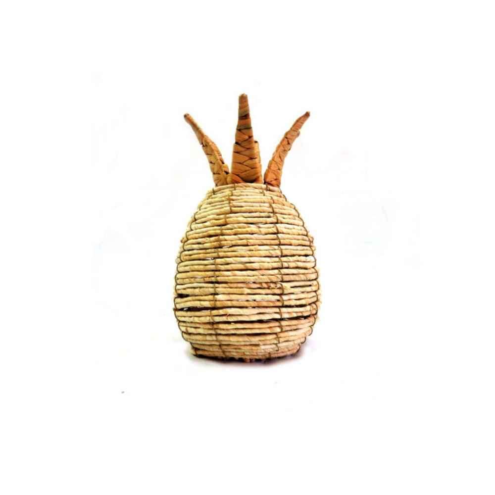 Bring a touch of the exotic into your home with Pineapple Panama, a stunning handwoven decorative piece. Expertly crafted onto a sturdy metal frame, this beautiful pineapple sculpture stands 28cm high with a circumference of 55cm.