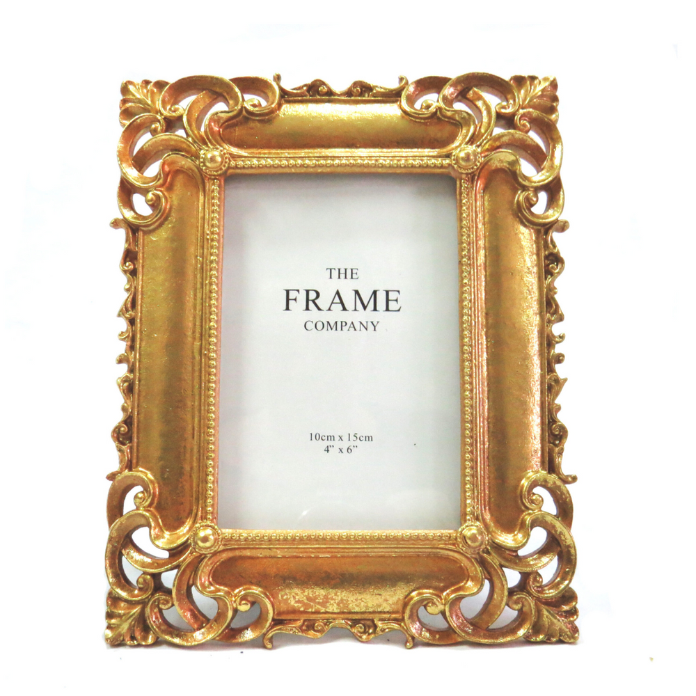 Portfolio Frame for 4"x6" Photos
Description
Elevate your cherished memories into stunning artwork with our exquisite Portfolio Frame. This 4"x6" frame boasts an antique, gold-colored finish and distinctive corner details, adding a touch of refinement to any room