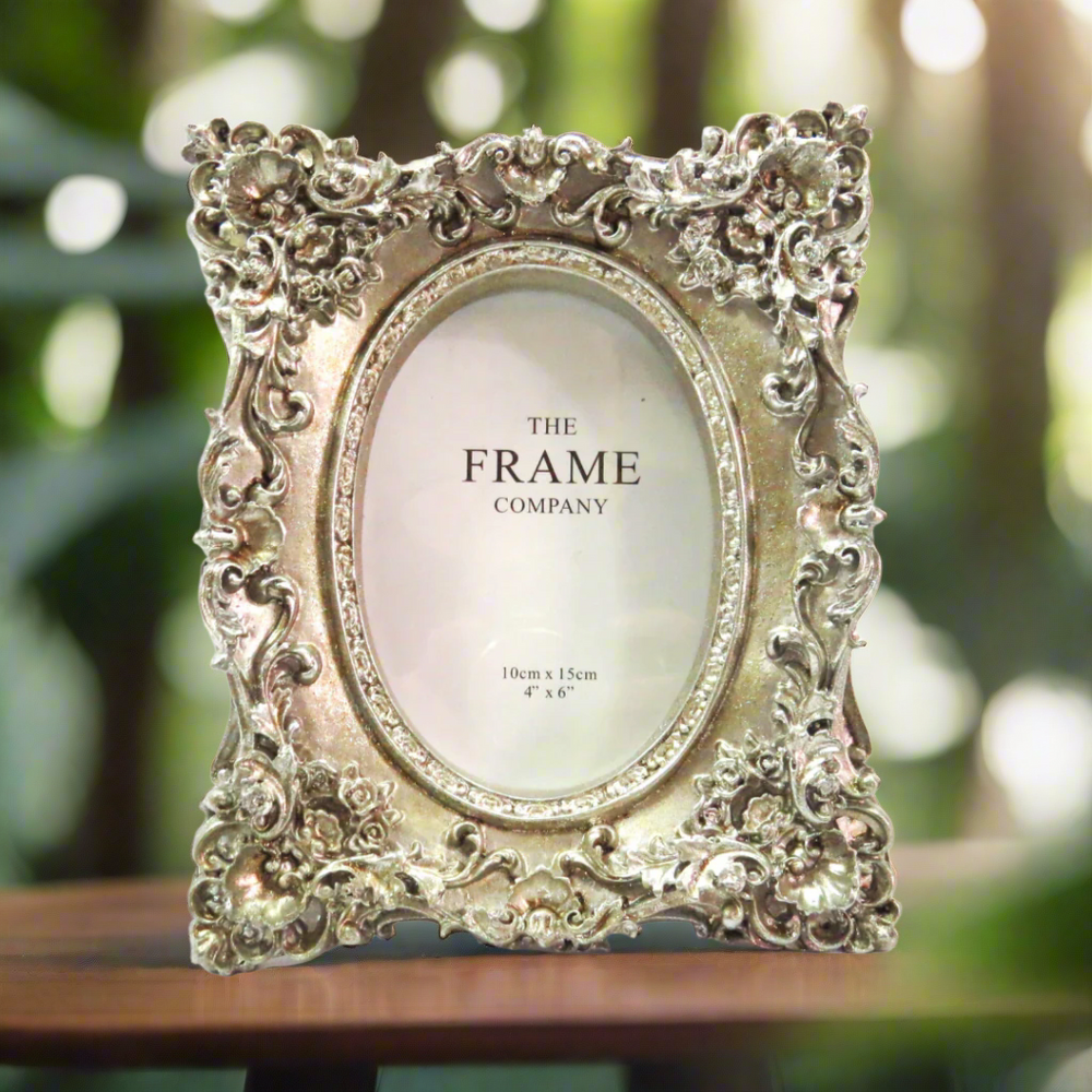 Queenie Frame for 4"x6" Photos
Description
Add a touch of sophistication to your space with the elegant Queenie Frame. Featuring an antique silver finish and classic design, this frame is perfect for showcasing your favorite memories.