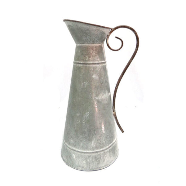 Foreshore Jug - Elevate Your Home Décor
Add a touch of elegance to your space with our stunning Foreshore Jug. Crafted from high-quality metal, this beautiful vase boasts an antique gold finish that exudes sophistication and style.
Key Features:
Versatile Size: Measures 19.5cm x 14cm x 43cm, perfect for use as a planter or decorative vase
Antique Gold Finish: Adds a touch of luxury and sophistication to any room
Expert Design: Combines style and function for a truly unique piece
Product Details:
Size: 19.5c