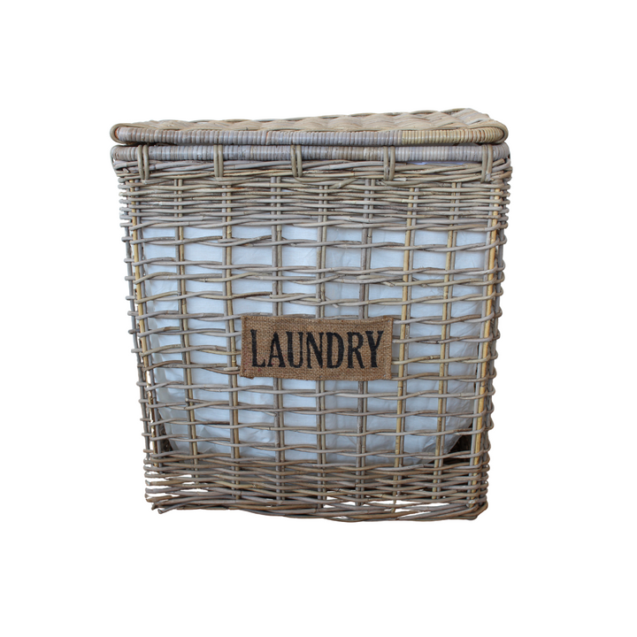 Natural laundry basket with liner