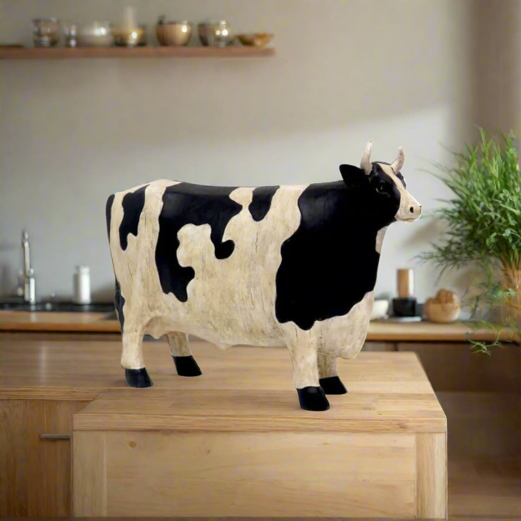 Unique Boys
Champion Cow
Black & White Decorative Cow Figurine
Bring a champion touch to your home décor with our striking Champion Cow figurine.