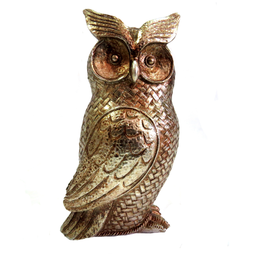 Unique Boys
Chaucer Owl
Antique Silver Owl Decor
Elevate your home décor with the majestic Chaucer Owl, a stunning antique silver figurine.
Key Features
Antique silver finish for a timeless, elegant look
Dimensions: 11.5cm width x 20cm length
Weight: 370gms for substantial quality feel
Perfect for
Adding a touch of sophistication to your living room, study, or office
Displaying as a beautiful centerpiece or decorative accent
Gift-giving for owl enthusiasts and collectors
Exquisite Craftsmanship
Expertly cra