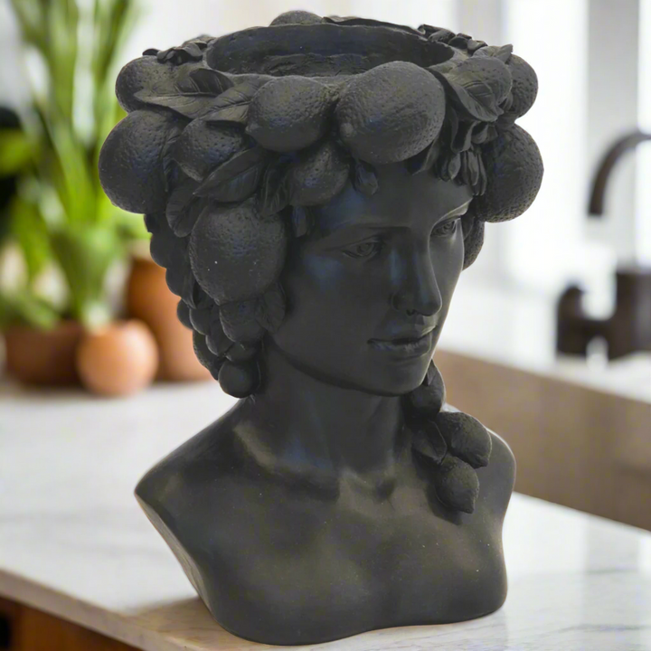 RESIN LADY HEAD VASE BLACK