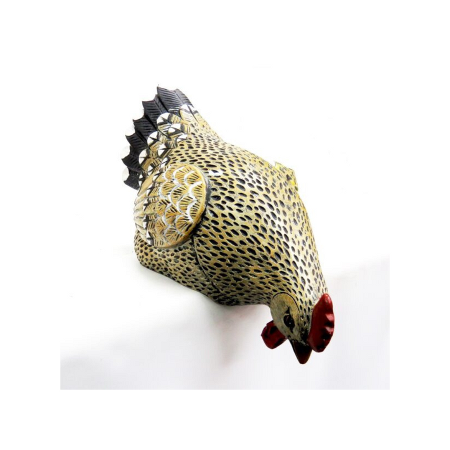 Experience the beauty of nature with our Zazu HenThis bird is sure to be a stunning addition to any home. The hen is perfect for both traditional and more modern spaces. Our Zazu Hen is a perfect way to bring a bit of the outdoors inside.Unique Boys