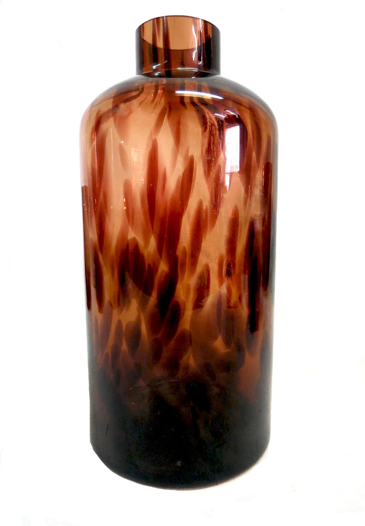 Nuru vase